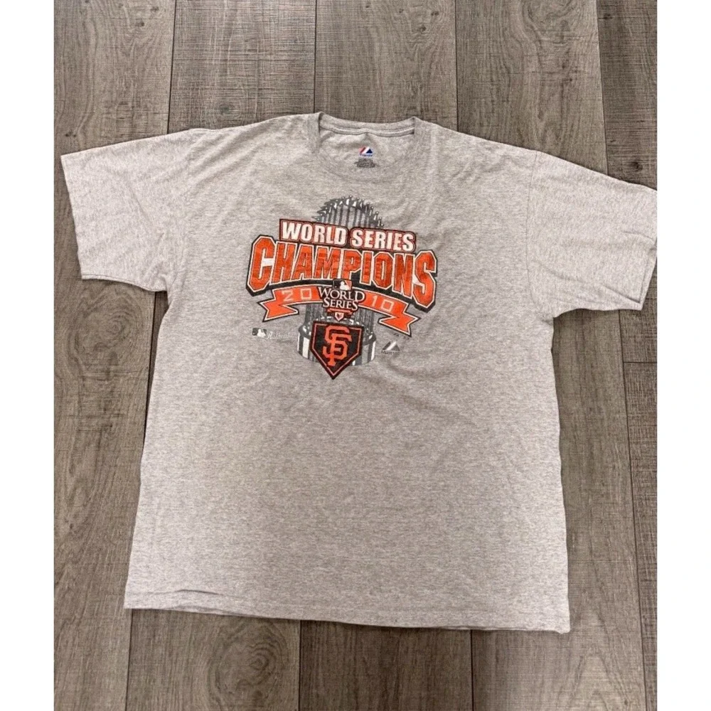 Vintage Majestic San Francisco Giants 2010 World Series Champions Gray Shirt 2XL